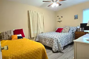 229 Raymond Ave, Frostproof, FL 33843 - Photo 9