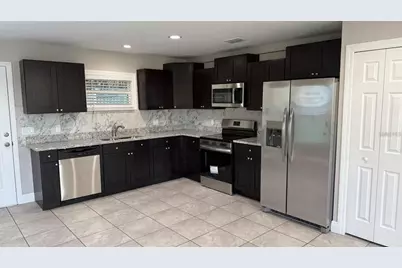 192 Julie Lane #2, Auburndale, FL 33823 - Photo 3