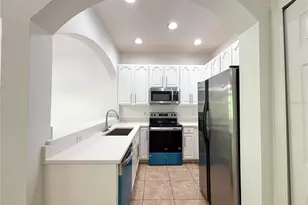 10398 Park Commons Dr, Orlando, FL 32832 - Photo 5