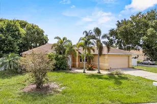 307 Sterling Dr, Winter Haven, FL 33884 - Photo 3