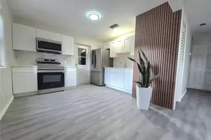 618 Aurora St, South Daytona, FL 32119 - Photo 3