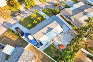 5235 40th St S, Saint Petersburg, FL 33711 - Photo 9