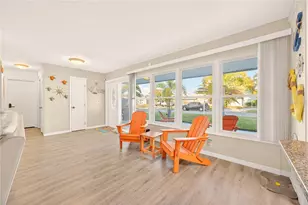 5235 40th St S, Saint Petersburg, FL 33711 - Photo 11