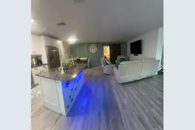 5235 40th Street S, Saint Petersburg, FL 33711 - Photo 13