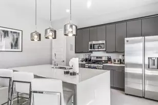 7773 Spectrum Dr, Reunion, FL 34747 - Photo 11