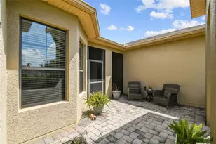 313 Santa Barbara Ln, Kissimmee, FL 34759 - Photo 7