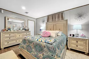 2531 Dawn Heights Dr, Lakeland, FL 33801 - Photo 35