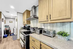 2531 Dawn Heights Dr, Lakeland, FL 33801 - Photo 27