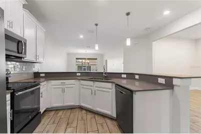 1077 Quaker Ridge Ln, Davenport, FL 33896 - Photo 9