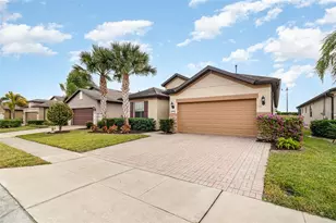 672 Cordoba Dr, Davenport, FL 33837 - Photo 23