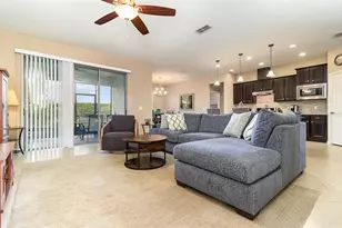 672 Cordoba Dr, Davenport, FL 33837 - Photo 7