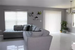 3233 Eagle Hammock Cir, Kissimmee, FL 34743 - Photo 9