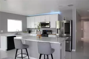 3233 Eagle Hammock Cir, Kissimmee, FL 34743 - Photo 3