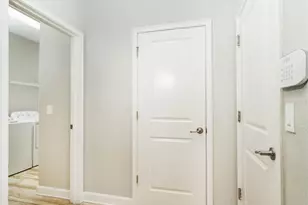 4770 Kings Castle Cir, Kissimmee, FL 34746 - Photo 17