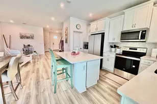 1005 Spring Palms Loop, Orlando, FL 32828 - Photo 3