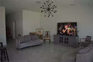 1406 Deepwater Cir, Eagle Lake, FL 33839 - Photo 7