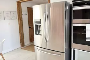 812 Tropical Dr, Bradenton, FL 34208 - Photo 9