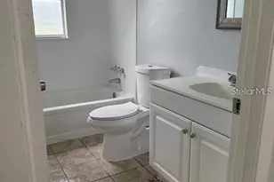 709 Bryon Ct, Lakeland, FL 33810 - Photo 3