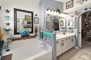 570 Brown Bear Way, Saint Cloud, FL 34772 - Photo 19