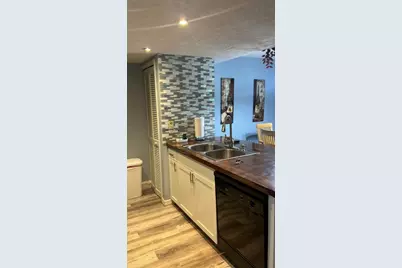 2731 N Poinciana Boulevard #105, Kissimmee, FL 34746 - Photo 7