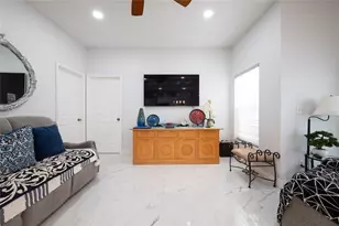 3200 Victoria Dr, Kissimmee, FL 34746 - Photo 11