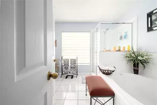 3200 Victoria Dr, Kissimmee, FL 34746 - Photo 19