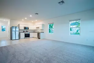 373 Grand Pne Ln, Saint Cloud, FL 34771 - Photo 9