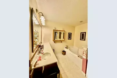 1912 Lakeview Place, Kissimmee, FL 34759 - Photo 13