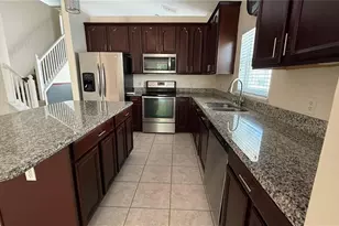 979 Hacienda Cir, Kissimmee, FL 34741 - Photo 7