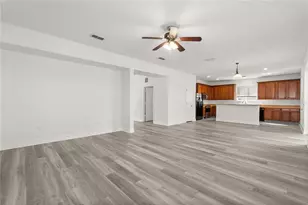 1073 Berkeley Dr, Kissimmee, FL 34744 - Photo 5