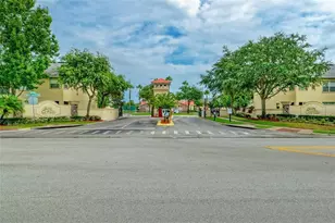 2836 Club Cortile Cir, Kissimmee, FL 34746 - Photo 21