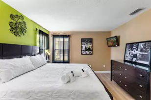 8526 Sunrise Key Dr, Kissimmee, FL 34747 - Photo 13