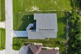 8181 Tecumseh Cir, Port Charlotte, FL 33981 - Photo 47