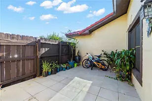 432 Hunter Cir, Kissimmee, FL 34758 - Photo 15