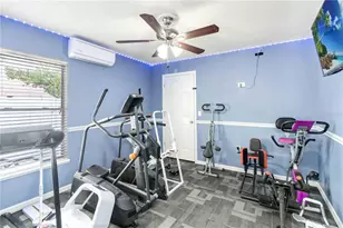 2419 Lancashire Ln, Kissimmee, FL 34743 - Photo 25