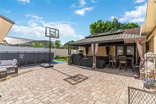 2419 Lancashire Ln, Kissimmee, FL 34743 - Photo 39