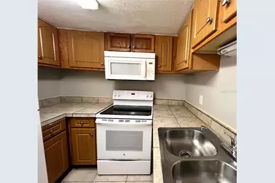 4217 S Semoran Boulevard #4, Orlando, FL 32822 - Photo 5