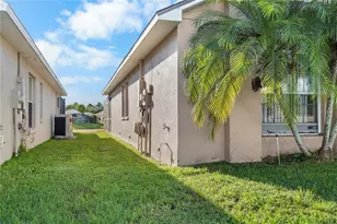 1006 Prey Ct, Kissimmee, FL 34746 - Photo 21