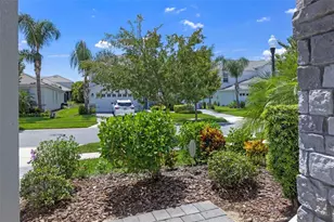 8879 Backspin Ln, Davenport, FL 33896 - Photo 5