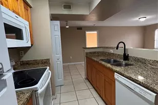 3028 Parkway Blvd, Kissimmee, FL 34747 - Photo 5