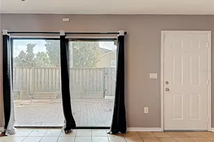 5252 Brook Ct, Orlando, FL 32811 - Photo 11