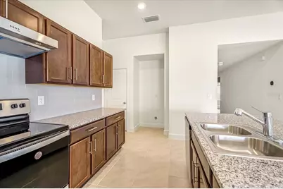 9239 Westside Hills Drive, Davenport, FL 33896 - Photo 15