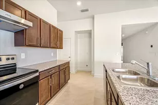 9239 Westside Hls Dr, Davenport, FL 33896 - Photo 15