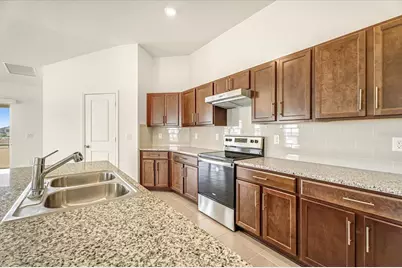 9239 Westside Hills Drive, Davenport, FL 33896 - Photo 11