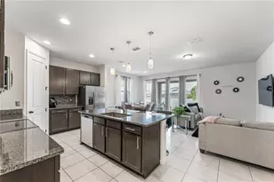 343 Lake Smart Cir, Winter Haven, FL 33881 - Photo 5