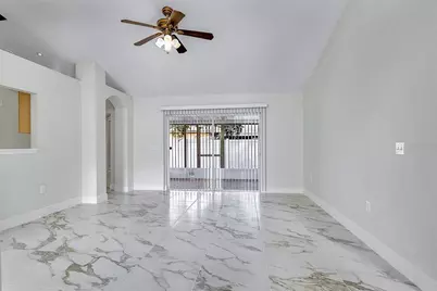 656 Linnet Court, Kissimmee, FL 34759 - Photo 3