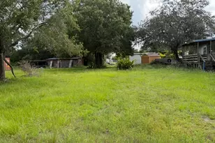 5585 Lake Lizzie Dr, Saint Cloud, FL 34771 - Photo 11