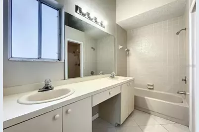 623 Red Oak Circle #121, Altamonte Springs, FL 32701 - Photo 9