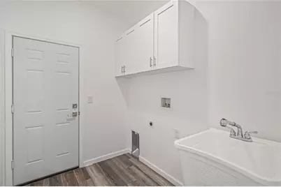 8001 Leonardo Street, Sebring, FL 33872 - Photo 11