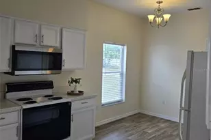 946 Berwick Dr, Davenport, FL 33897 - Photo 5